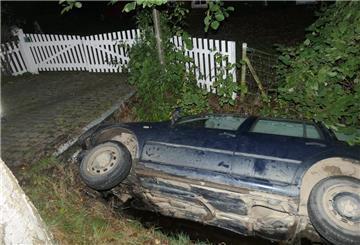 Der Fahrer flüchtete nach dem Unfall. Eine Suchaktion blieb erfolglos