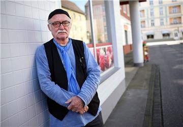 Der Filmemacher Hans W. Geißendörfer ist der Vater der "Lindenstraße". Am 6. April wird er 75 Jahre und hat seine Tochter Hana als Produzentin mit ins Boot geholt.