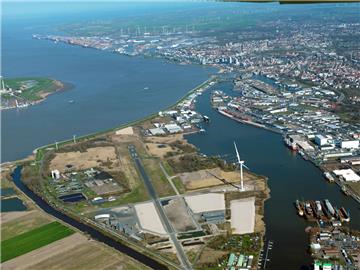 Der Flughafen ist längst Geschichte, aber den Offshore-Hafen gibt es immer noch nicht. Wird er nun für eine Koalition geopfert?