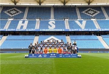 HSV: Mannschaft im Stadion