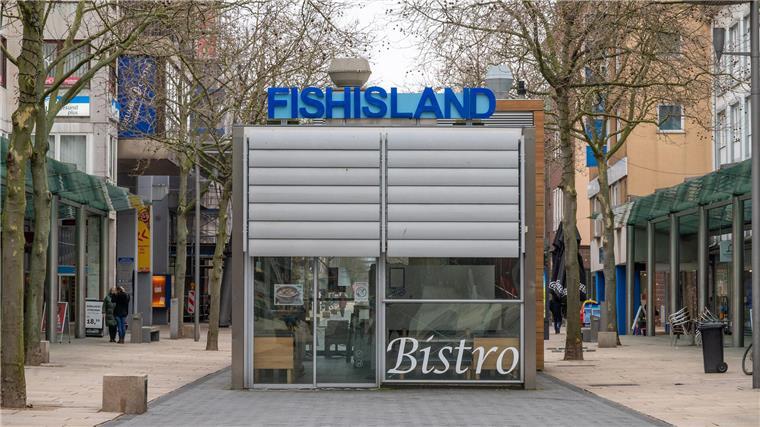 Stäwog sucht neue Gastronomie für gläsernen Pavillon in der Innenstadt Gläserner Pavillon in Fußgängerzone