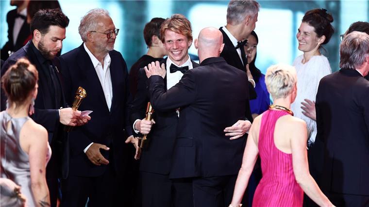 „Ein Wunder“: Friedländer-Würdigung bei Deutschem Filmpreis Der große Abräumer des Abends war der Thriller „September 5“ von Regisseur Tim Fehlbaum.