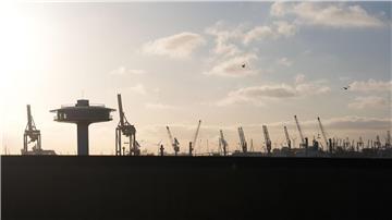 Der Hamburger Hafen ist der wichtigste Deutschlands. (Archivbild)