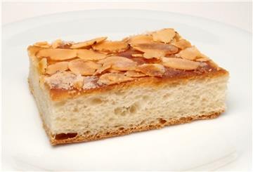 Der Heimatverein in Sellstedt bietet am Sonntag, 31. Oktober, frischen Butterkuchen und anderes Backwerk aus dem Steinbackofen an.