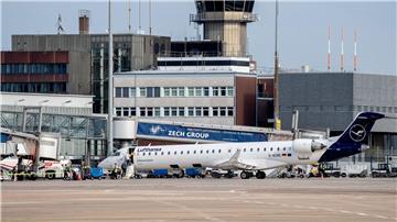 Der Inhalt des Pakets am  Flughafen Bremen stellte sich als harmlos heraus. (Symboldbild)