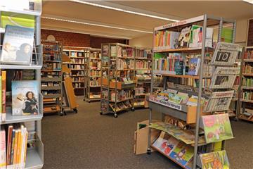 Der Innenbereich der Bibliothek Zeven  ist noch nicht auf dem aktuellen Stand der Zeit, denn die Räumlichkeiten sind deutlich zu klein. 