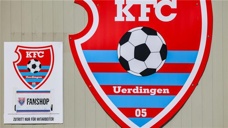 Der insolvente KFC Uerdingen setzt den Spielbetrieb nach dem Regionalliga-Aus in der Oberliga fort. 