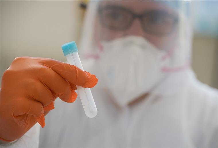 Der Inzidenzwert für den Landkreis Wesermarsch liegt am heutigen Montag bei 32,5 Infektionen pro 100.000 Einwohner innerhalb einer Woche.