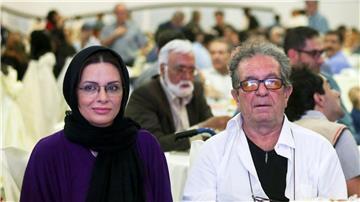 Der iranische Filmregisseur Dariusch Mehrdschui und seine Frau Wahideh Mohammadifar wurden beigesetzt.