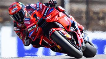 Der Italiener Francesco Bagnaia hat das Rennen auf dem Sachsenring für sich entschieden.