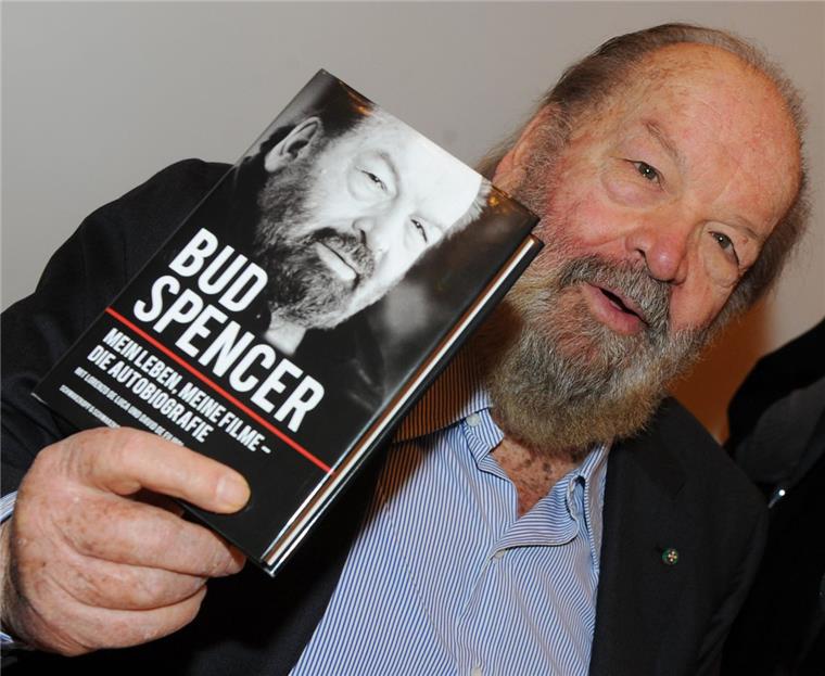 Bud Spencer ist gestorben Der italienische Schauspieler Bud Spencer ist in Rom im Alter von 86 Jahren gestorben. Erst Anfang des Jahres erschien eine Biografie.