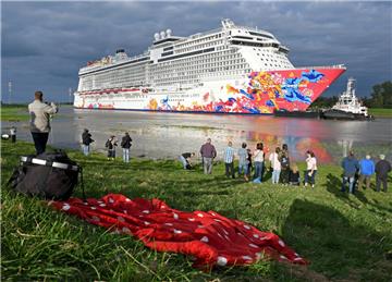 Genting Dream