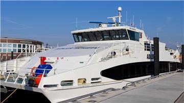Katamaran „Adler Jet"