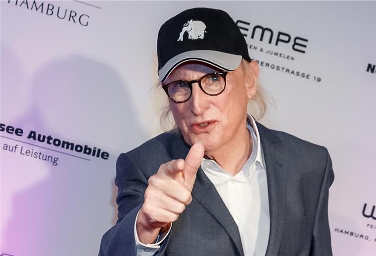 So sind die Weihnachtsfeiertage bei den Promis Der Komiker Otto Waalkes steht bei der Premiere des Films «James Bond 007: Keine Zeit zu sterben