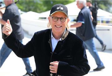 Der Komiker und Künstler Otto Waalkes feiert in wenigen Tagen seinen 75. Geburtstag.