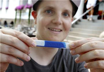 Der krebskranke Jonathan "Johnny" Heimes ist in der Nacht zu Mittwoch versorben. Er war einer der größten Fans des SV Darmstadt 98.