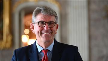 Der Kulturstaatsminister selbst ist zufrieden mit seiner Bilanz. (Archivbild)