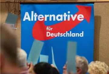 ein Plakat mit dem Schriftzug «Alternative für Deutschland»