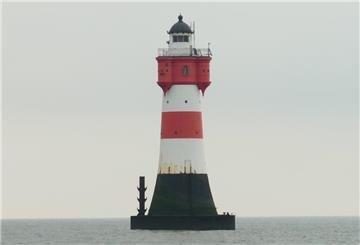 Der Leuchtturm „Roter Sand“ in der Außenweser