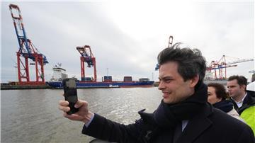 Der maritime Koordinator der Bundesregierung, Christoph Ploß, sieht in den Häfen künftige Energie-Drehkreuze. (Archivbild)