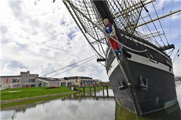 Der marode Zustand der "Seuten Deern" im Museumshafen bereitet Sorgen.