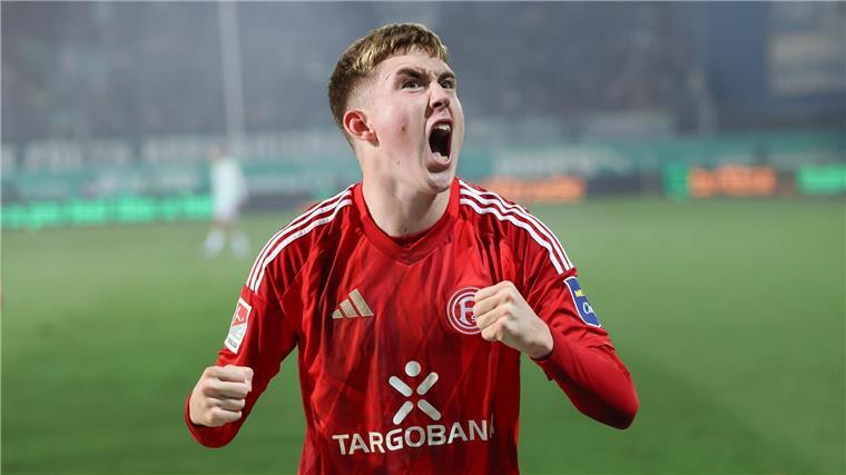 Düsseldorf zeigt in Fürth wieder Last-Minute-Qualität Der Matchwinner der Fortuna: Isak Johannesson.