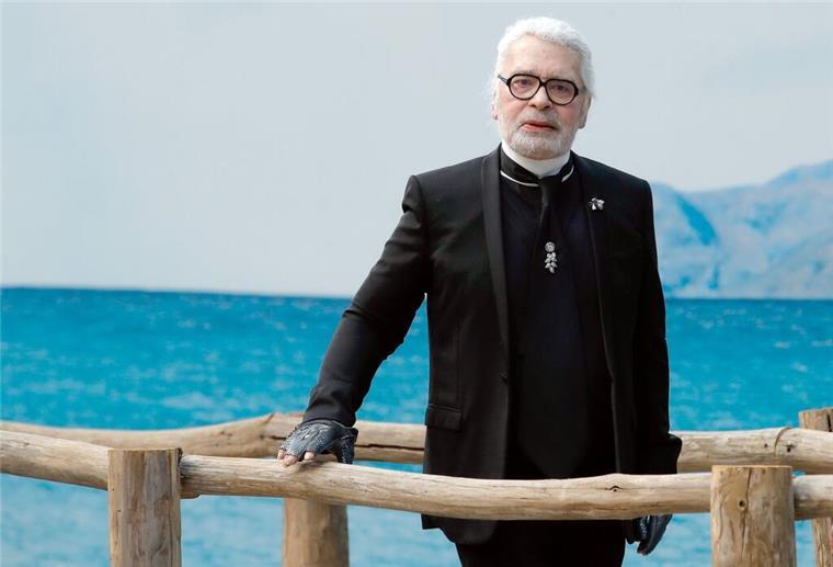 „Der mysteriöse Herr Lagerfeld“: Wie war er wirklich? Der Modedesigner Karl Lagerfeld 2018 bei der Präsentation der Chanel-Modekollektion Frühjahr/Sommerkollektion 2019.
