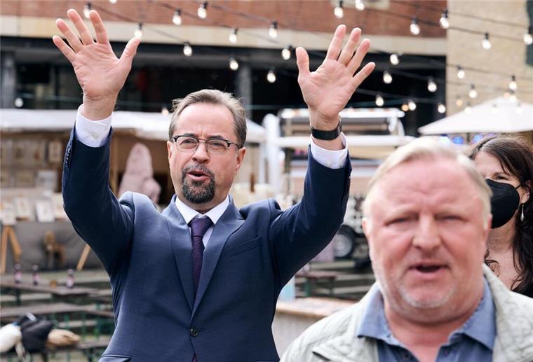 „Tatort“ mit Kultstatus: Jan Josef Liefers wird 60 Der Münster-“Tatort“ mit Jan Josef Liefers ist ein Quotenhit.