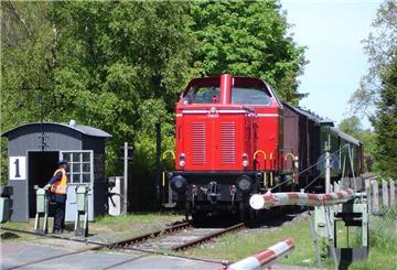 Einfahrt in Langen: der Museumsbahnverein Bremerhaven-Bederkesa hat am Sonnabend, 9. September, eine familienfreundliche Veranstaltung aufgelegt.