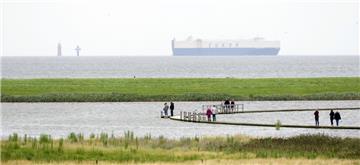 Der Naturerlebnispfad durch den Langwarder Groden in Butjadingen ist nominiert als Deutschlands schönster Wanderweg. Internetnutzer können ab 1. Februar darüber abstimmen.