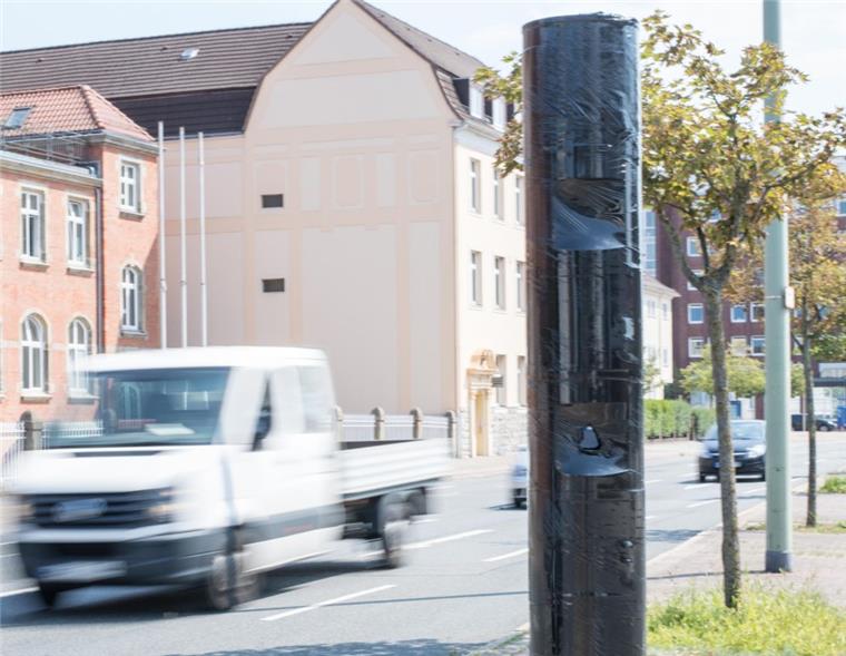 Der neue Blitzer in der Columbusstraße steht. Ab wann er "scharf" gestellt wird, ist noch unklar.
