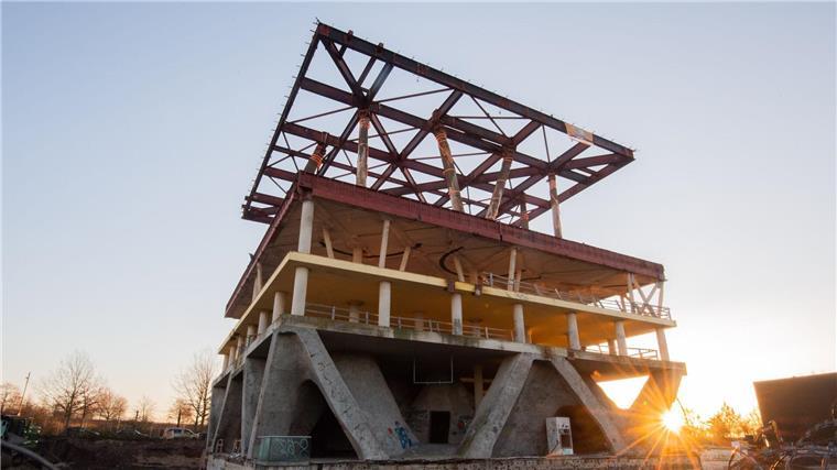 Der niederländischen Pavillon steht auf dem ehemaligen Expo-Gelände.