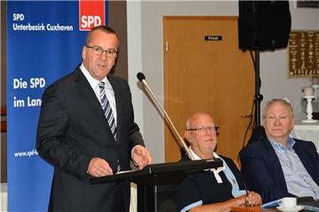 Der niedersächsische Innenminister Boris Pistorius (SPD) sprach bei der Kreiswahlkonferenz der Sozialdemokraten über Sicherheit.