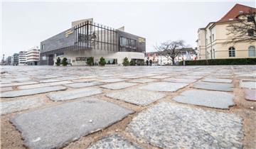 Der noch namenlose Platz vor dem Deutschen Auswandererhaus soll einen Namen bekommen: Marie-Juchacz-Platz. 