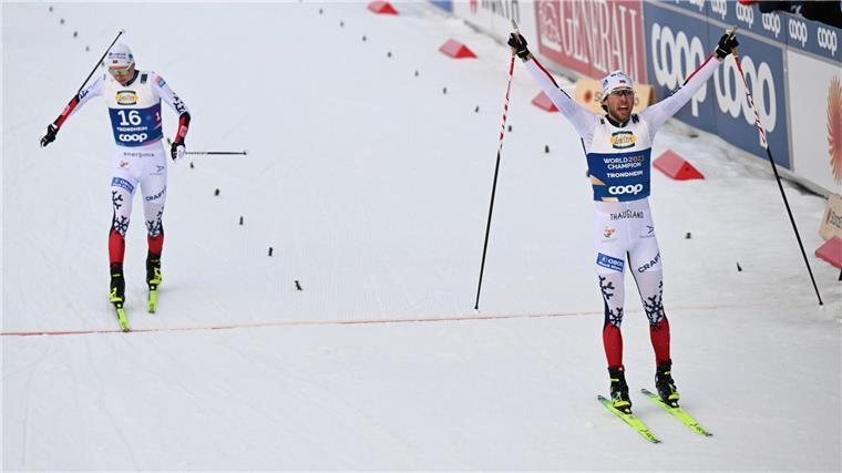 Geiger holt Bronze bei WM - Riiber „der Beste aller Zeiten“ Der Norweger Jarl Magnus Riiber (r) feierte in Trondheim sein zweites WM-Gold.