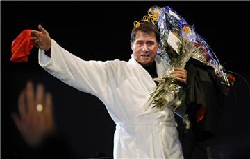 Der österreichische Schlagersänger und Komponist Udo Jürgens steht 2009 zum Ende...