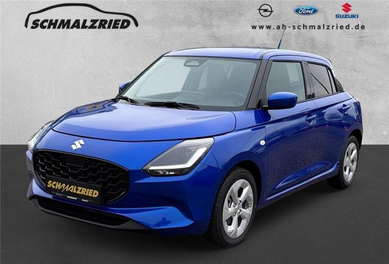 Autohaus Schmalzried bringt Zukunft auf die Straße Ein Suzuki Swift mit blauer Karrosseriefarbe.