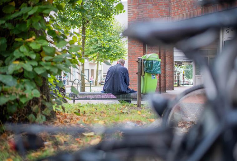 Kampf gegen Drogen und Dreck: So soll der „Penny-Platz“ in Lehe gerettet werden Der Platz um den „Penny“ in der Hafenstraße ist ein Problemfall, dem sich Anwohner stellen möchten. Beispielhaft sollen dabei Veranstaltungen und Aktionen sein.