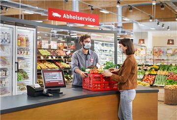 Der REWE-Markt am Nordenhamer Wesertor bietet nun einen Abholservice an.