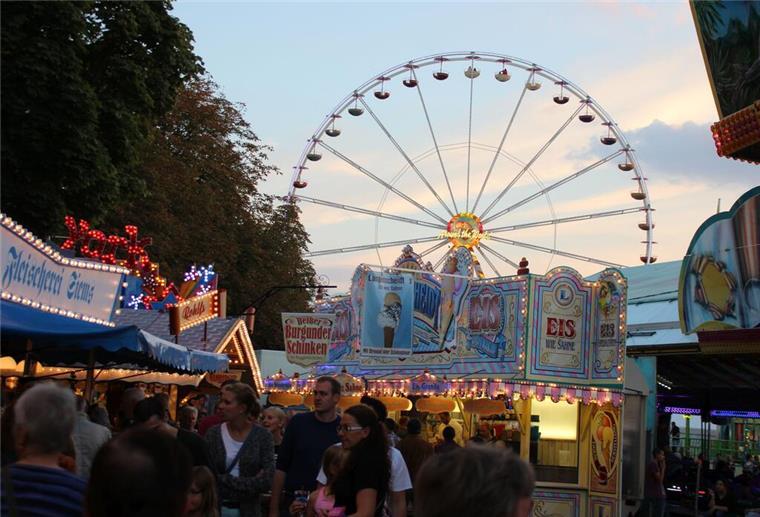 Der „Roonkarker Mart“ muss in diesem Jahr ohne Riesenrad auskommen.