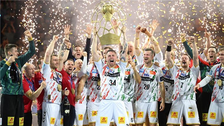 Der SC Magdeburg bejubelt den dritten Triumph in der Champions League nach 2002 und 2023.