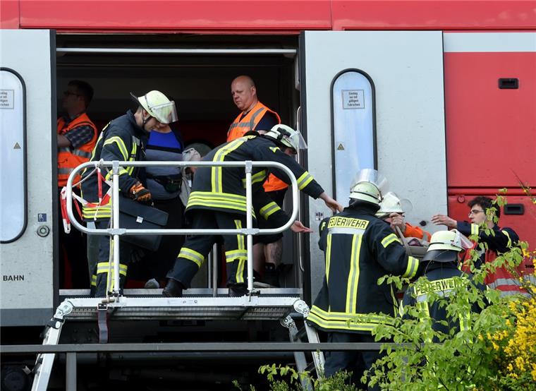 Der schwere Unfall bei Neustadt führte zu einer längeren Streckensperrung.