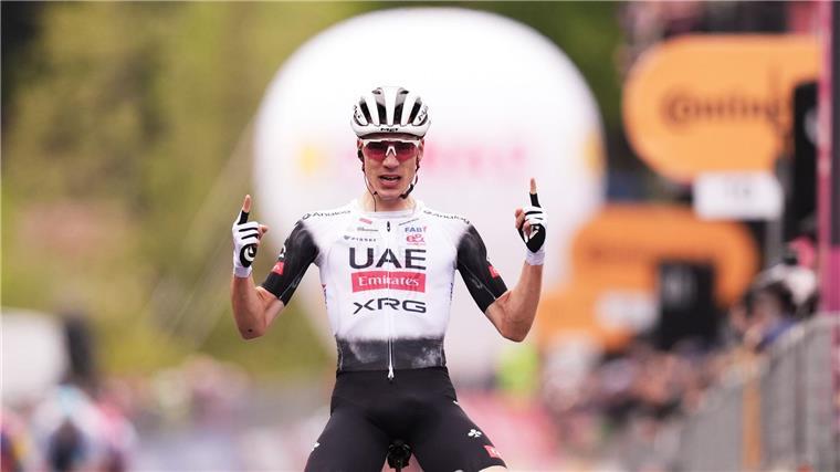 Giro: Roglic nach erster Bergankunft im Rosa Trikot Der Sieger der siebten Giro-Etappe: Juan Ayuso aus Spanien.
