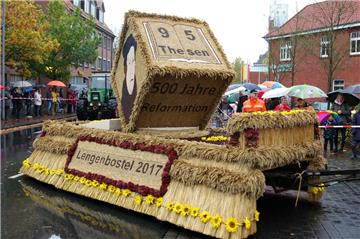 Der Siegerwagen der Dorfjugend Lengenbostel.