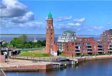 Simon Loschen Leuchtturm Bremerhaven