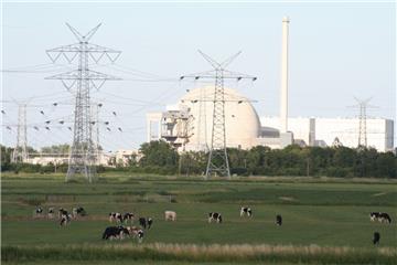 Der Streit um den Rückbau des Kernkraftwerks Unterweser geht weiter.