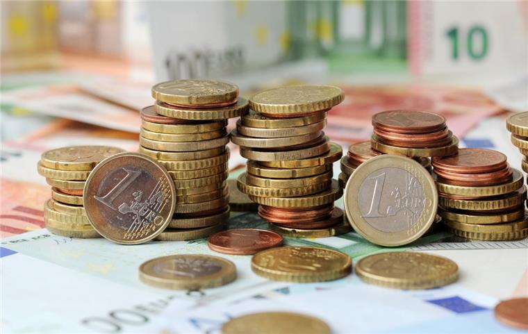 Bremerhaven: Streit um Haushaltssperre wird zur Koalitionskrise Koaltitionskrise: Der Streit ums Geld belastet die rot-schwarz-gelbe Koalition in Bremerhaven: Die SPD ist derzeit nicht bereit, die von der CDU geforderte Haushaltssperre zu beschließen.