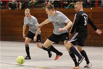 Der SV Phiesewarden (graue Trikots) und der ESV Nordenham freuen sich auf die Spiele gegen die höherklassigen Mannschaften.
