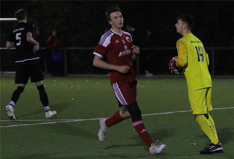 Nordenhamer B-Junioren gewinnen ungefährdet gegen Brake Der Torwart der JSG 1. FC Nordenham/TSV Abbehausen, Colin Calzoni, hatte wenig zu tun.