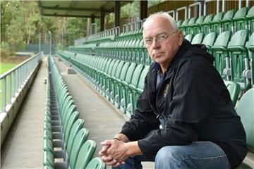 Der TuS-Vorsitzende Bernhard Eckhoff wird trotz des eingestellten Strafverfahrens weiter vor Gericht kämpfen müssen.  